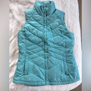Women’s The North Face Vest Size Medium
